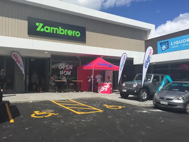 Zambrero Oteha Valley