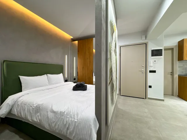 Green Karavan Suite