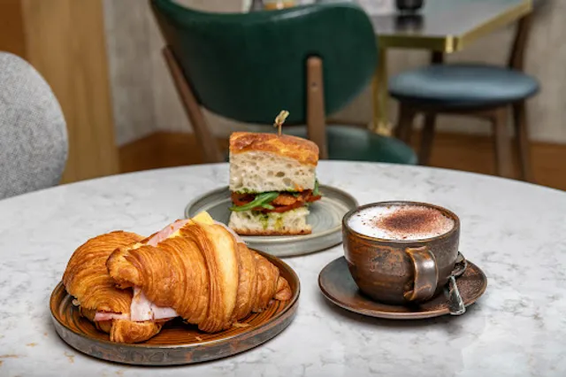 Tattle Coffee House - St Pauls