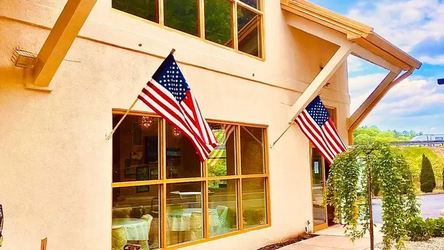 Blue Ridge Vineyard & Winery Camelback Store