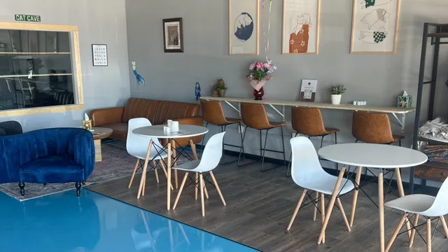 Lone Star Pawz CATfé