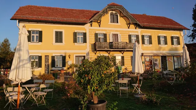 Fräulein Rodlers Gästehaus