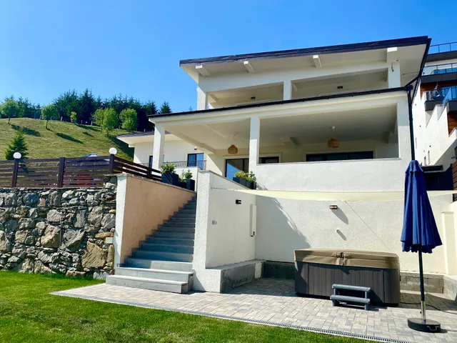 Alpin House Colibita