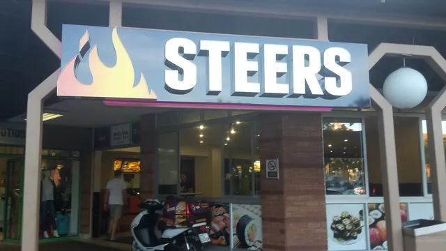 Steers
