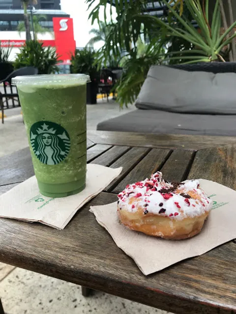 Starbucks Patria Acueducto