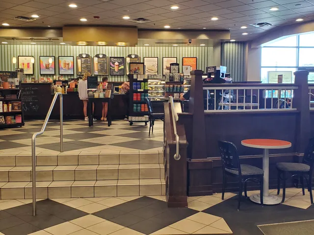 Barnes and Noble Café