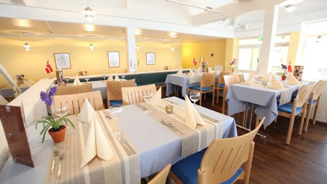 Restaurant & Café Spitzbergen