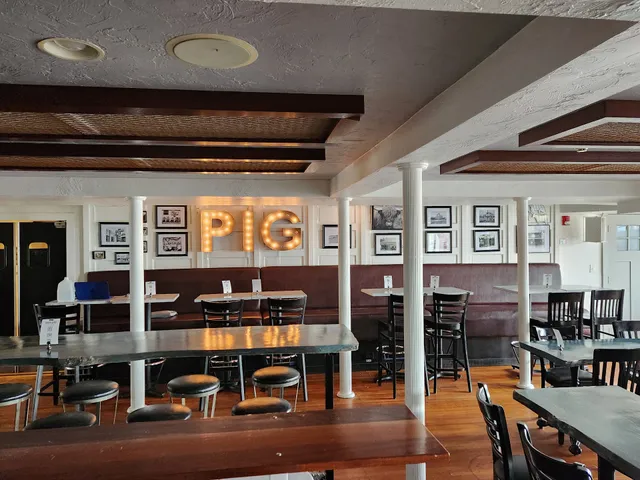 Lily's Craft Barbecue & Catering