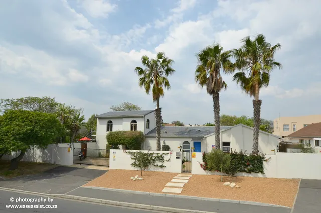 AVIVA House (Accommodation)