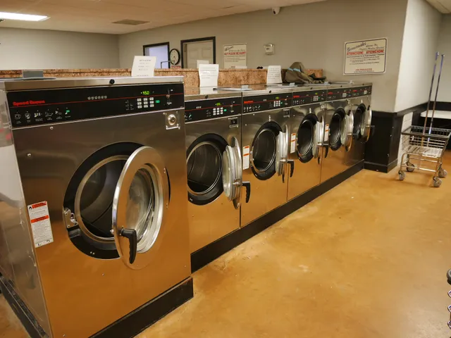 Big Wash House Laundromat