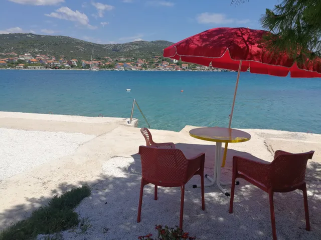 Apartments Orlić BABIN Vinišće , Apartmani Jerka Orlić