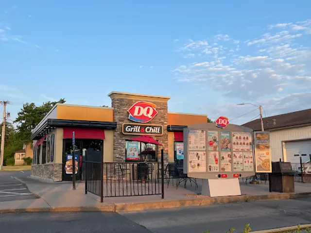 Dairy Queen Grill & Chill