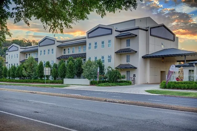 International Hotel Wagga Wagga