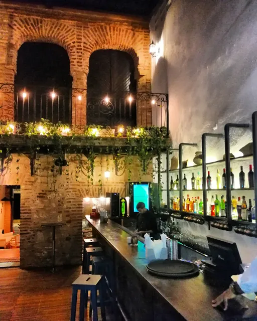Santoña Gastro Bar Colonial