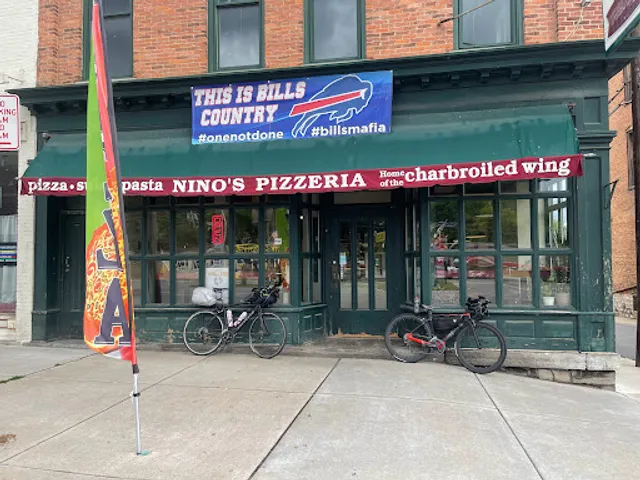 Nino's Pizzeria