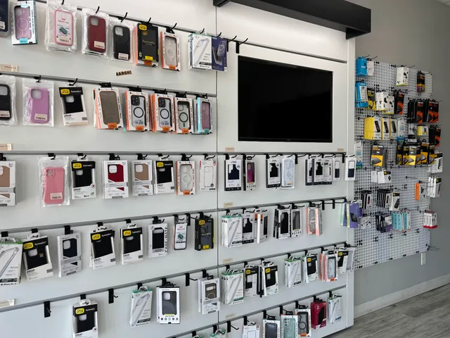 uBreakiFix - Phone and Computer Repair