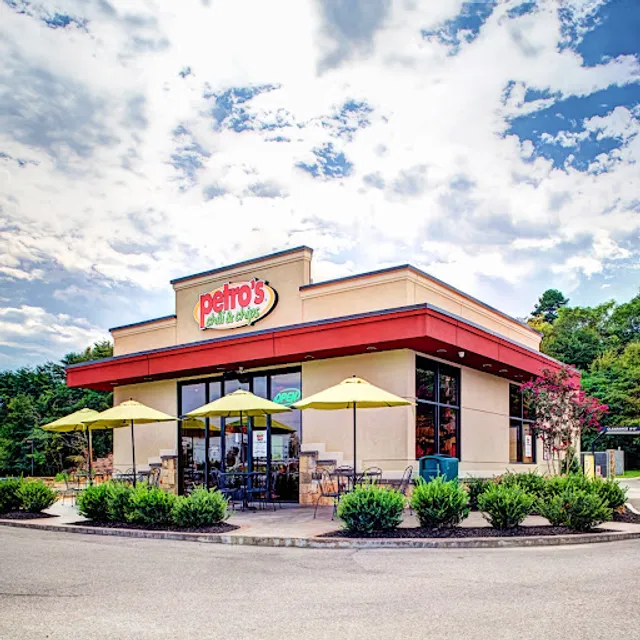 Petro's Chili & Chips - Lenoir City