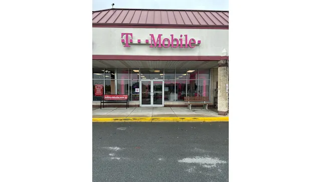 T-Mobile Authorized Retailer