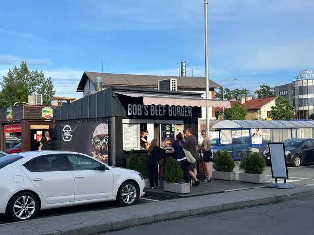Bob's Beef Burger - FM