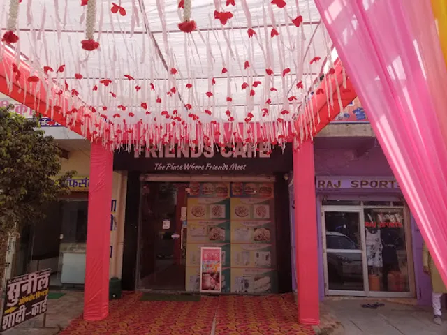Friends Cafe