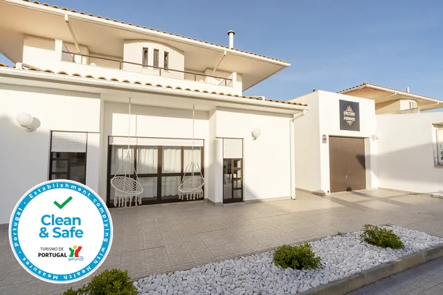 Ericeira Paradise Hostel&Suites