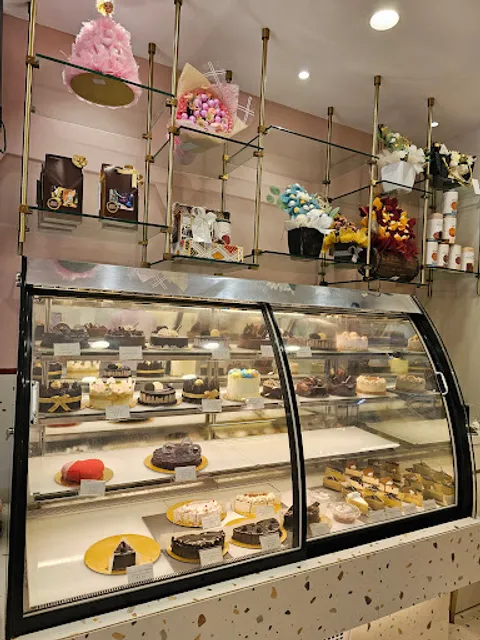 Sweet County (Thakur Village)