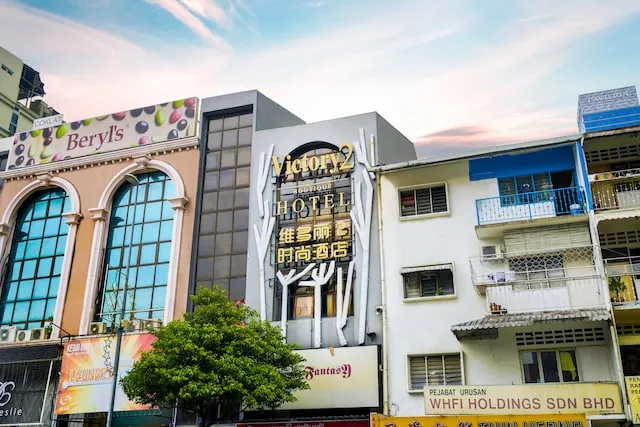 Victory 2 Hotel Jalan Imbi @ Swing and Pillows