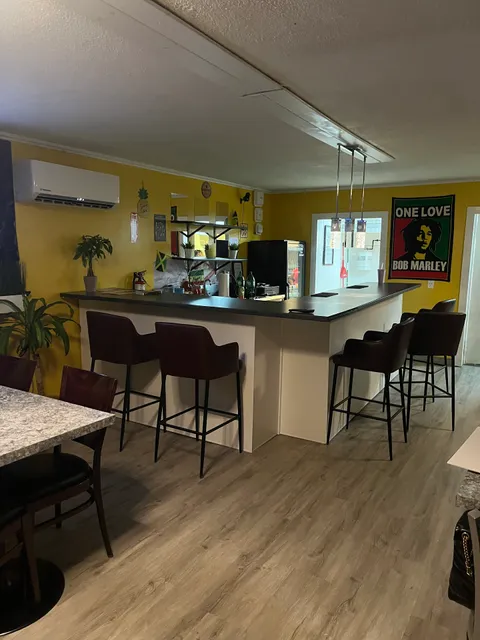 Vibzs Caribbean Bar And Grill