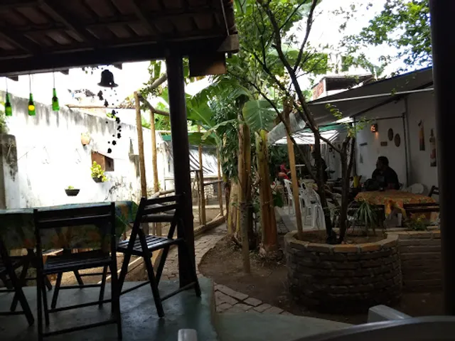 Entre Folhas e Ervas