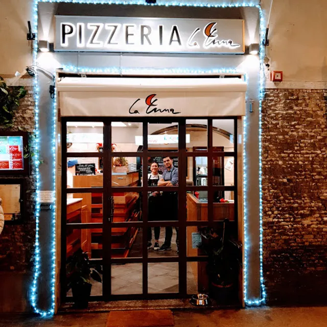 Pizzeria La Luna