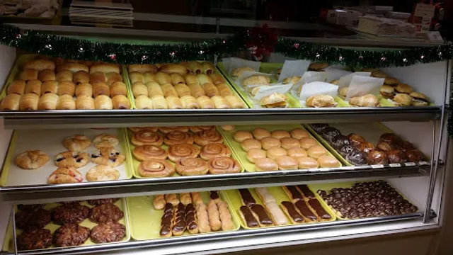 Hernando Donuts