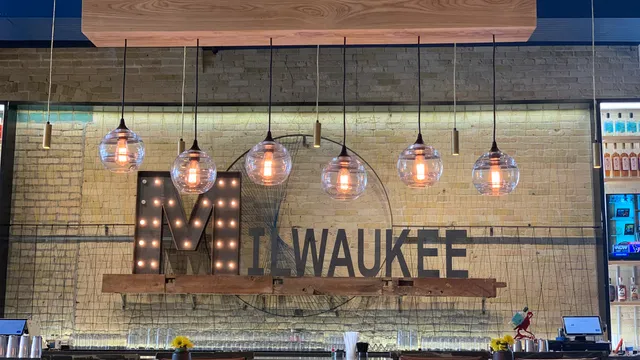 Central Standard Crafthouse & Kitchen & Craft Distillery