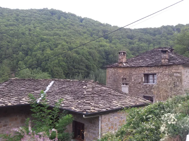 Dardhë, Korçë, Albania