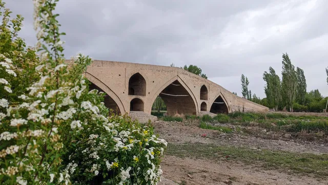 Mir Baha'addin Bridge