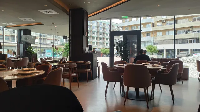 Guilty by Olivier, Porto