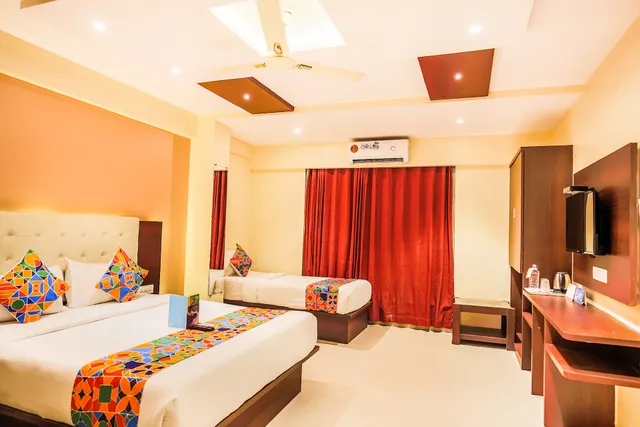 FabExpress Malad Residency