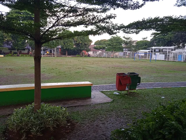 Taman Lapangan Jawa