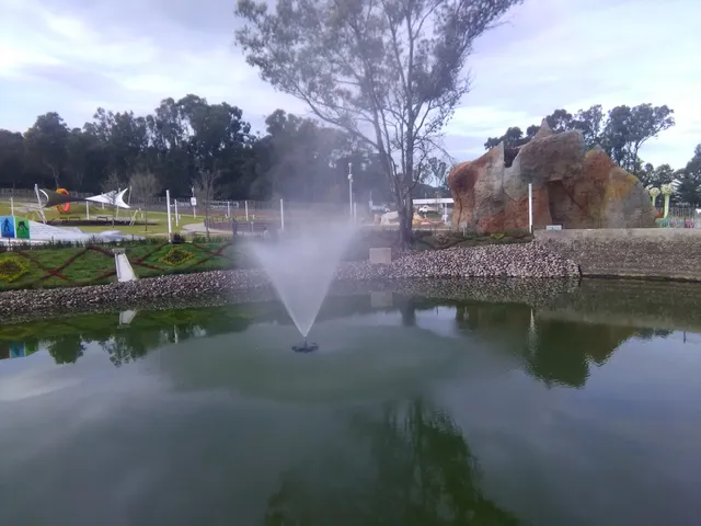 Estatal Lazaro Cardenas del Rio Flor del Bosque Park