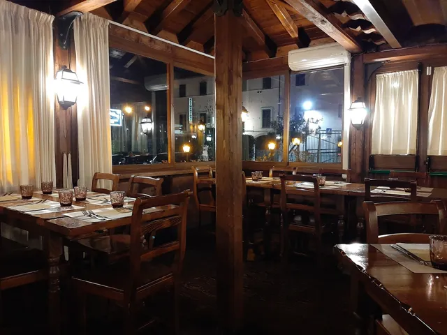 Trattoria Pizzeria Dar Contadino