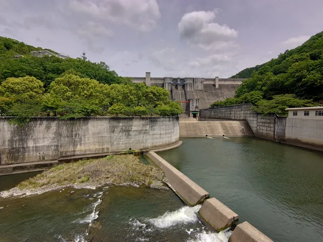 Hitokura Dam