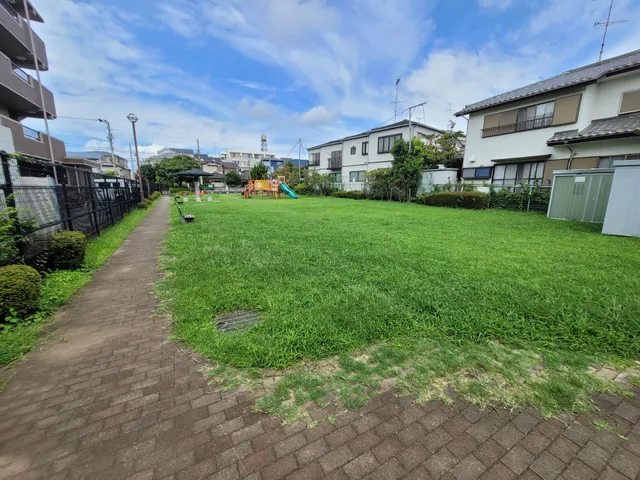 Sagamidai Lilac Park