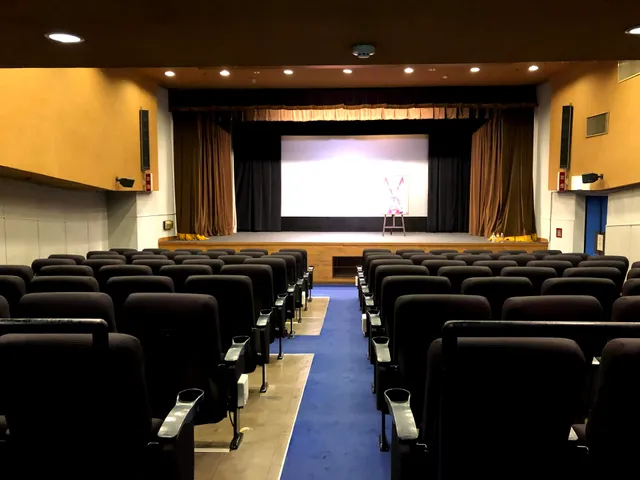 Dainana (7th) Arts Theater