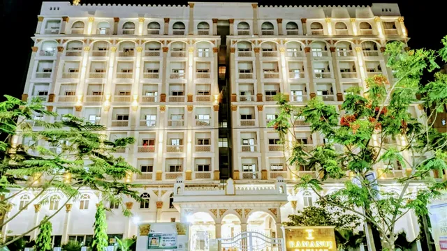 Ramanuj Mansion Girl's Hostel