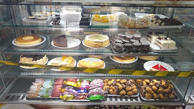 Panificadora e Confeitaria Serra Azul