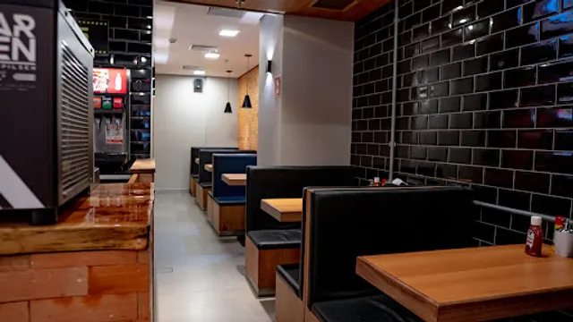 Comodoro Burguer - Shopping Palladium