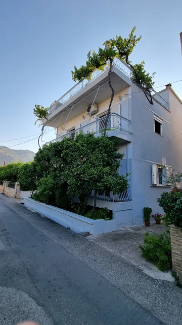 Sotiris Mandarin house