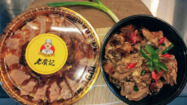 雲樓香鴨燒臘便當店 一鴨二吃、燒臘便當