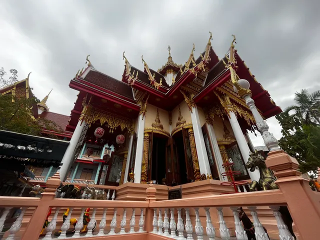 Wat Lum Mahachai Chumpon
