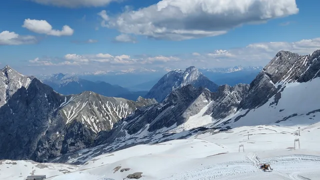 Zugspitze (Bayerische Zugspitzbahn Bergbahn AG) - The modern Cable car