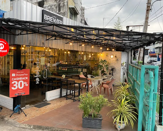 Brewer Coffee & Roastery